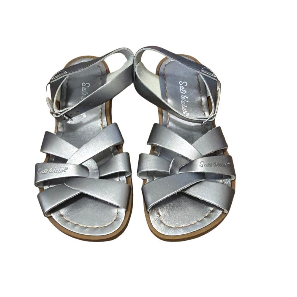 hoyway salt water sandals Dark Gray/Silver  big kid size 4 womens 6